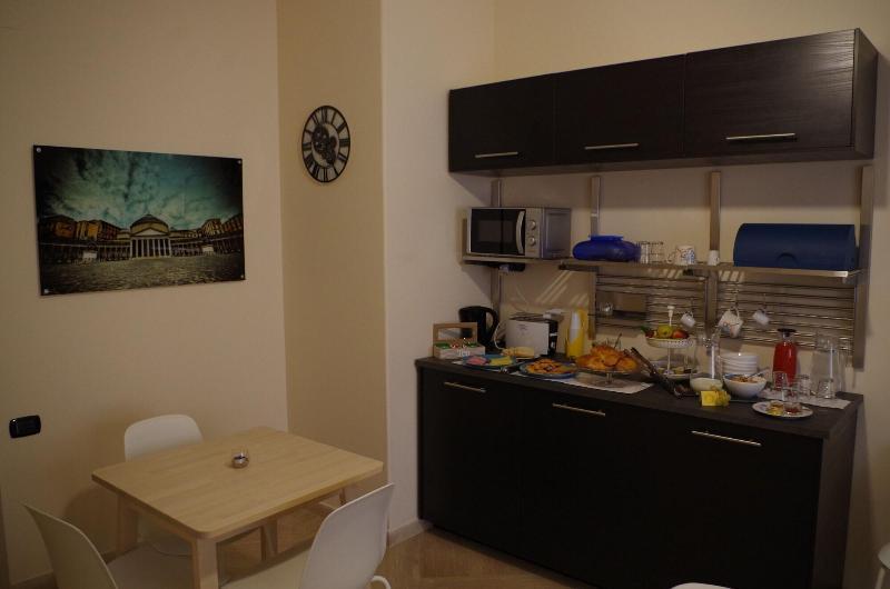 Napoli City Inn Ngoại thất bức ảnh